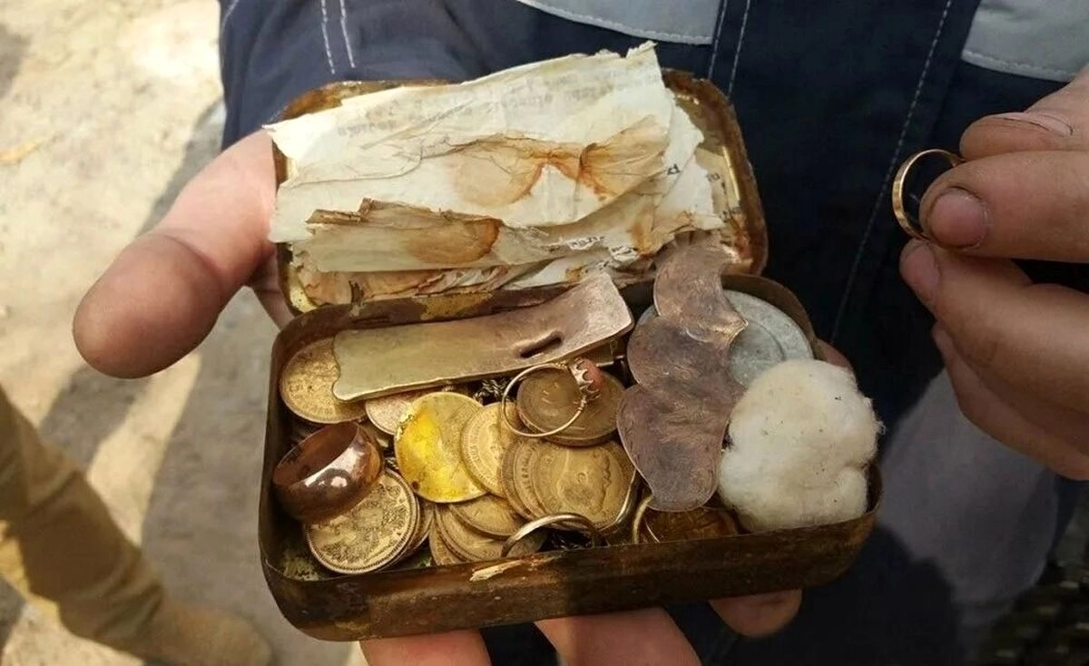 Illustrative Darstellung möglicher kleiner Metallfunde